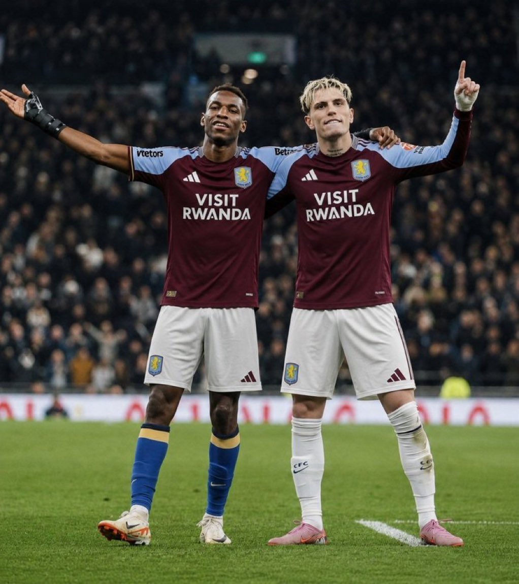Tunnykvng's tweet photo. Friends of Aston Villa today, mark attendance https://t.co/lINo9LKCXn