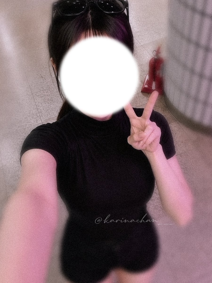 krn927's tweet photo. かわいいけど汗かくからやっぱハイネック苦手だ😇 https://t.co/Q0lQO37iBD