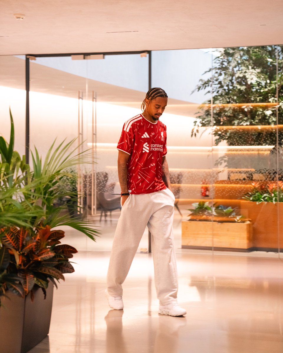 LFC's tweet photo. BTS on Bradley's media duties 👀 https://t.co/N8SZvzm35B