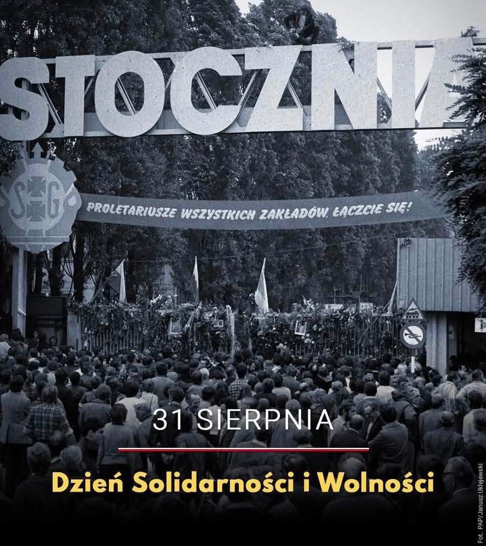 BogdanKlich's tweet photo. W 46 rocznicę tego dnia, który zapoczątkował nasz “gwiezdny czas”, życzę nam wszystkim, abyśmy na codzień pamiętali o solidarności, wolności, demokracji i praworządności, bez których nie byłoby polskiego Sierpnia ✌️🇵🇱✌️ https://t.co/Qs8q8Tyya5