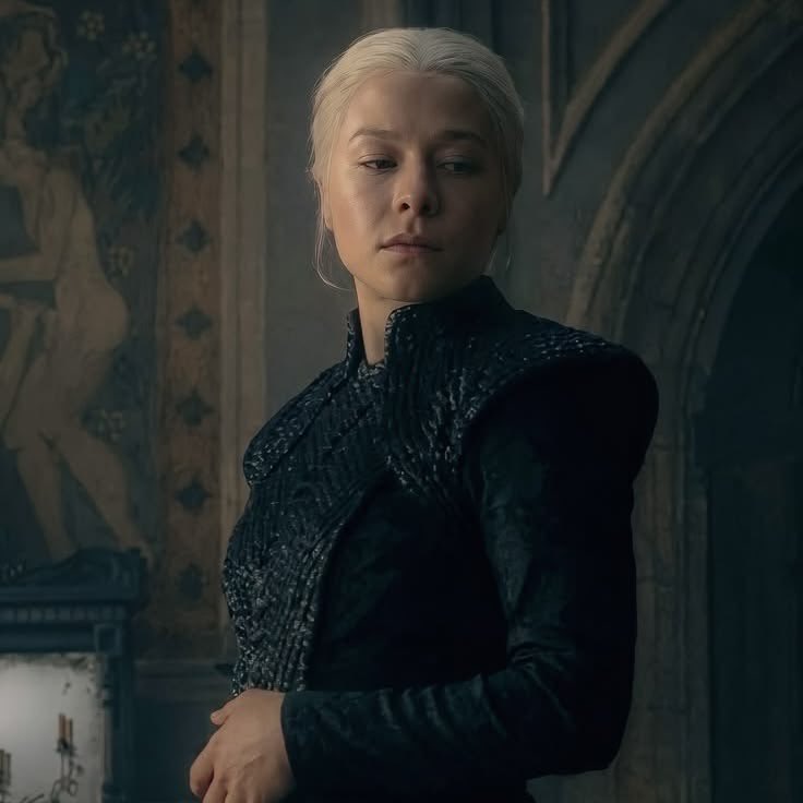 sapphosz's tweet photo. If you see this, post your 4 favorite female characters https://t.co/fXENX3ncKE