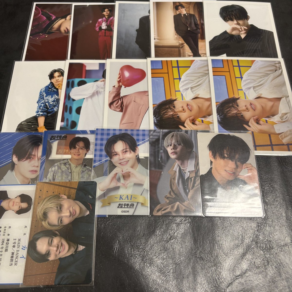nyuumao's tweet photo. @jimin86241230 検索から失礼致します
当方下記画像の物と🤍(画像お借りしております)の交換可能でしょうか？ https://t.co/w5cgcrBImg