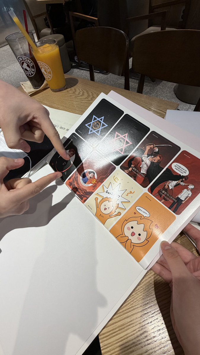 eexchz's tweet photo. 꾸역꾸역 채운 300시간😅😅 https://t.co/iVa4MDkpzl