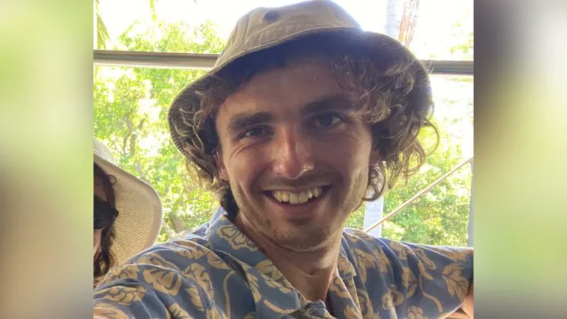tonguelash's tweet photo. @doctor_rahmeh Would you let this accused NONCE Finn JOUGHIN babysit your children ,,, I knew an absolute kiddie fiddler who was a do gooder in ROMANIA ,,, this guy looks dodgy totally https://t.co/zOe8R2jv86