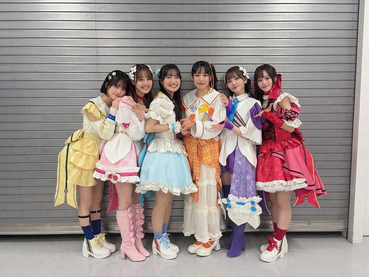 yuri_f_shibainu's tweet photo. みんなで📷✨ https://t.co/zzki01t8k1