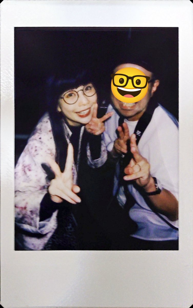 aki0_bi0's tweet photo. 1枚目「滋賀に来ましたー！ｲｪｪｪｲ！！✌️」
2枚目「活動10周年！偉い！」
私「約束どおり凱旋ライブ来れて本当に嬉しいー！！いつかは山形にも遊びに来てね！」
ド「山形には何あるの？」
私「ラーメンと芋煮しか無いやw」
ド「美味しい物しかない！☺️」
ドクちゃんかわいかったー
#ギャンパレ滋賀 https://t.co/KRwqnt20EW