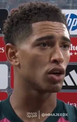 ChinoUTD's tweet photo. 🚨 Jude Bellingham on what the Real Madrid players love about Jose Mourinho:

🗣️ Reporter: 
“You’ve had a blistering start under Mourinho. What’s changed?”

🗣️ Bellingham: 

“I’ll speak for myself first. He’s made me more adventurous, and I think you can see that across the team. We’re more dynamic now, less predictable. It’s difficult to prepare for us because players aren’t restricted to doing one thing.

Jose said something to us very early: ‘I’m not here to teach you how to play football. If you’re wearing a Real Madrid shirt and you’re on that pitch, believe there’s nobody in world football better than you in your position. Now play like it.’

That stays with you. He tells us he’ll worry about the decisions, we just have to play. So you don’t receive the ball thinking about five different instructions.

The other thing is how well he knows you. Before he tells you what he wants, he already knows what you’re good at. With me, he hasn’t tried to change the player I am. He wants me to do those things even more and become better at them.

I think players love that. You want a manager who looks at your strengths and thinks, ‘How do I get more of this?’ Not one who makes you afraid to use them.

And then there’s the goals. He’s obsessed with us scoring more. He told us if a league title ever comes down to goal difference, he doesn’t want to spend the summer thinking about the goals we could’ve scored in September.

So now even when we’re three or four up, you look at the bench and Jose still looks like we’re wasting time. I’m starting to understand why players enjoy playing for him.”