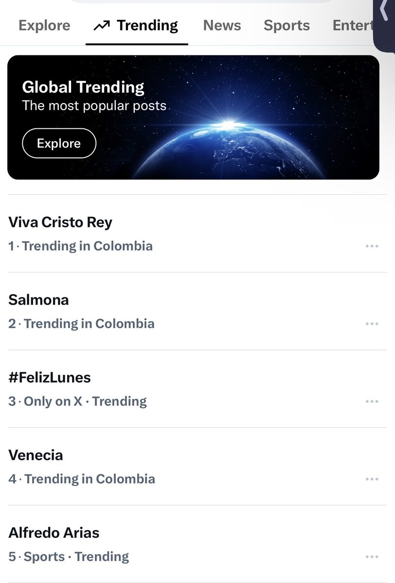davguzcam's tweet photo. Y a esta hora Jesús es tendencia Viva Cristo Rey https://t.co/qzTKzkkWFc