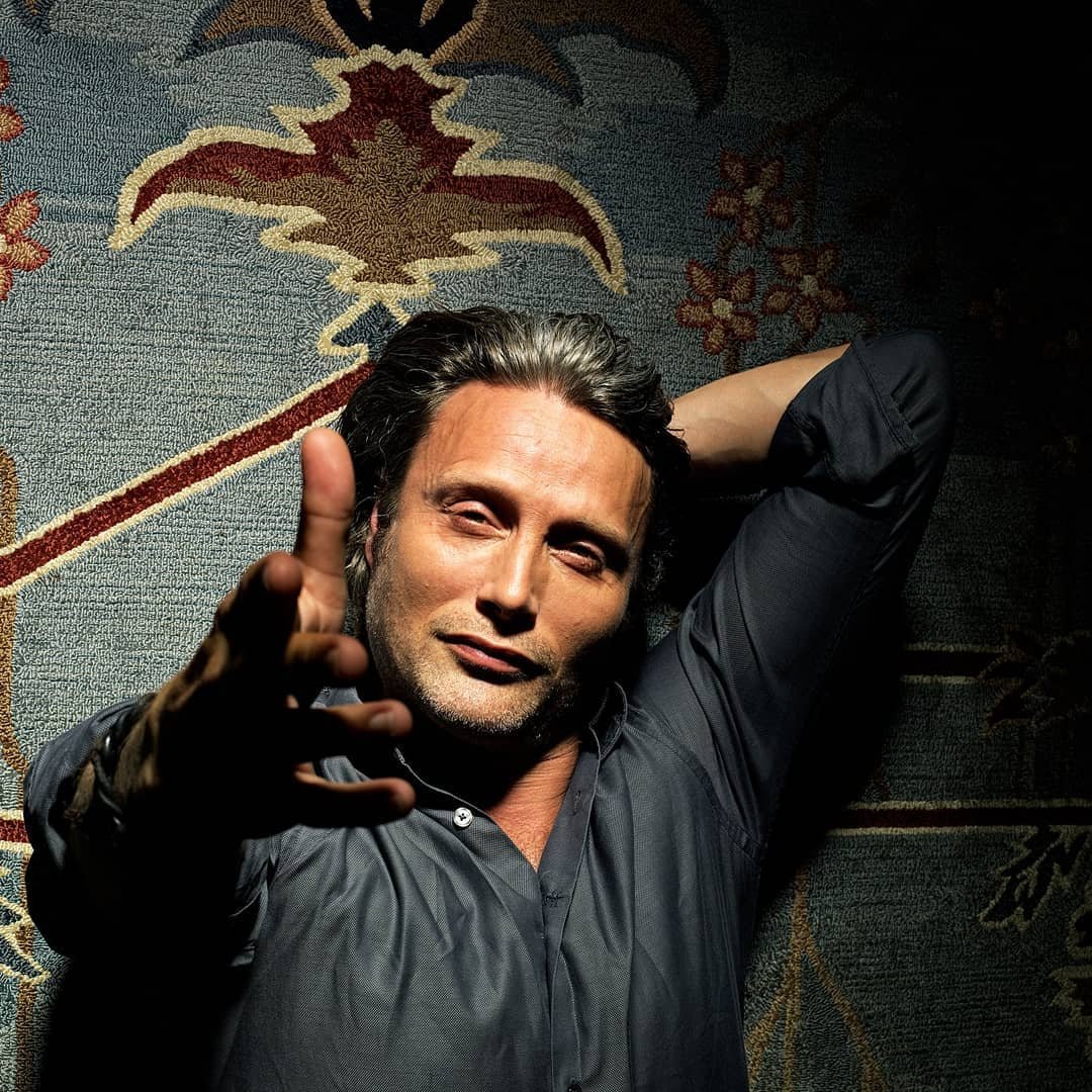 DancyDays's tweet photo. Reaching out on #MadsMonday https://t.co/a1uUcq4Ib9