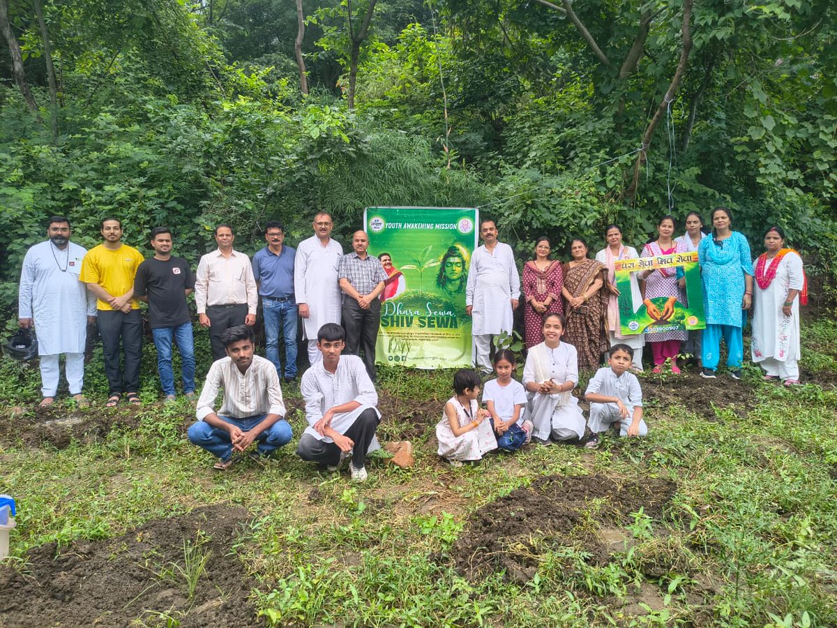 yamglobal1's tweet photo. Dhara Seva, Shiv Seva | Bhopal 🌱
Under the Dhara Seva, Shiv Seva campaign, the Bhopal Chapter came together for a plantation drive where the spirit of seva brought everyone together. https://t.co/vrPSyQKtzh