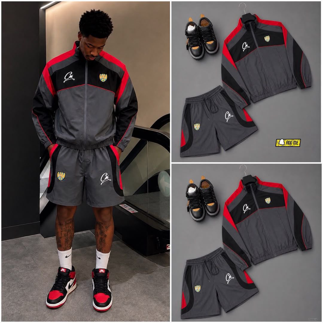 aurienofficial's tweet photo. THE TWO-PIECE SET. 🖤

Zip-up + matching shorts.
Clean fit. Premium feel. Effortless style.

₦45,000

Limited pieces available.
DM to order 📩 https://t.co/PJkhzHkU0v