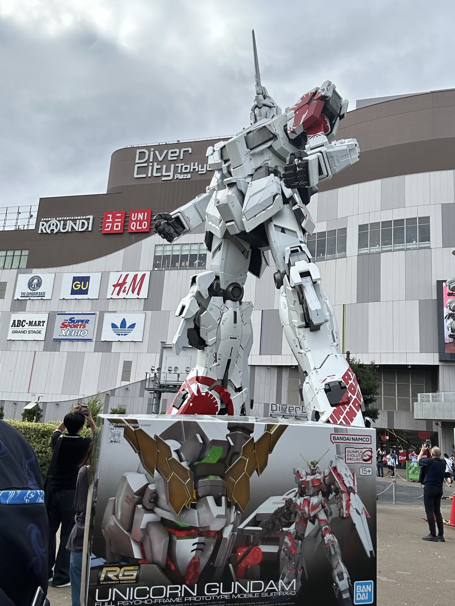 NeoRX_782's tweet photo. 今日はラストユニコーンを見にお台場へ
本当に沢山の思い出をありがとう！
9年間の時を経て沢山の方々に見守られてユニコーンは眠りにつきまました😌

最後に言わせてください

ユニコォォォォン！
最高だったよおおぉぉぉ！！
ありがとうぉぉぉ！！！！ https://t.co/0Fwg1uxryz