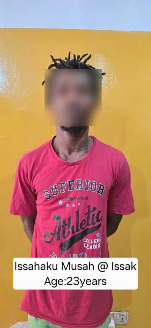 GhPoliceService's tweet photo. PRESS RELEASE:

ARREST OF SUSPECTED MEMBERS OF AN ORGANISED ARMED ROBBERY SYNDICATE https://t.co/tFnVegTqS0