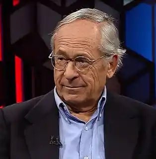 borisbarrera's tweet photo. Los alemanes le van a meter capitalizacion individual a las pensiones. 
como olvidar los jocosos chistecillos que hacian acá con el mercedes benz de DON José Piñera.

QUE BAILE! https://t.co/ap174OV2lR