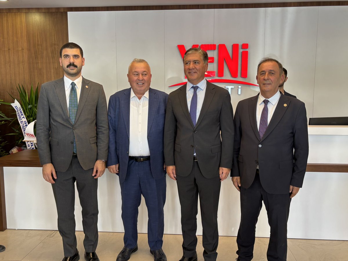 cenginyurt52's tweet photo. Yeni Parti Genel Merkezimiz hizmete girmiştir.
Genel Başkanımız Sayın Özgür Özel’i karşıladım.
Hayırlı olsun. https://t.co/AcqAeUjcxz