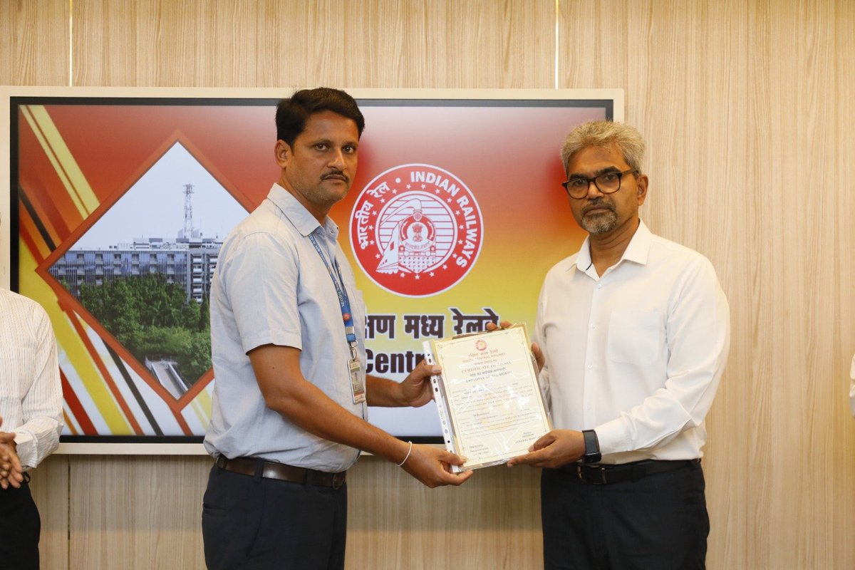 SCRailwayIndia's tweet photo. Employee of the Month – Safety Awards (August 2026)

Shri Sanjay Kumar Srivastava, General Manager, South Central Railway, presented Employee of the Month safety awards to ten employees during the safety review meeting held today (31st August, 2026) at Rail Nilayam, Secunderabad. Shri Satya Prakash, Additional General Manager, along with Principal Heads of Departments participated, while DRMs of Secunderabad, Hyderabad, and Nanded Divisions joined via video conference.

02 Loco Pilots, 04 Track Maintainers, 01 Technician, 02 Goods Train Managers and 01 Station Master were awarded for their exemplary commitment and vigilance in preventing unsafe conditions. The General Manager congratulated the awardees, noting that their dedication will inspire others to remain alert and ensure safety in train operations.

#EmployeeoftheMonth #safetyfirst #yatrisewa #safetrainoperations #southcentralrailway 

@RailMinIndia @drmsecunderabad @drmhyb @drmned
