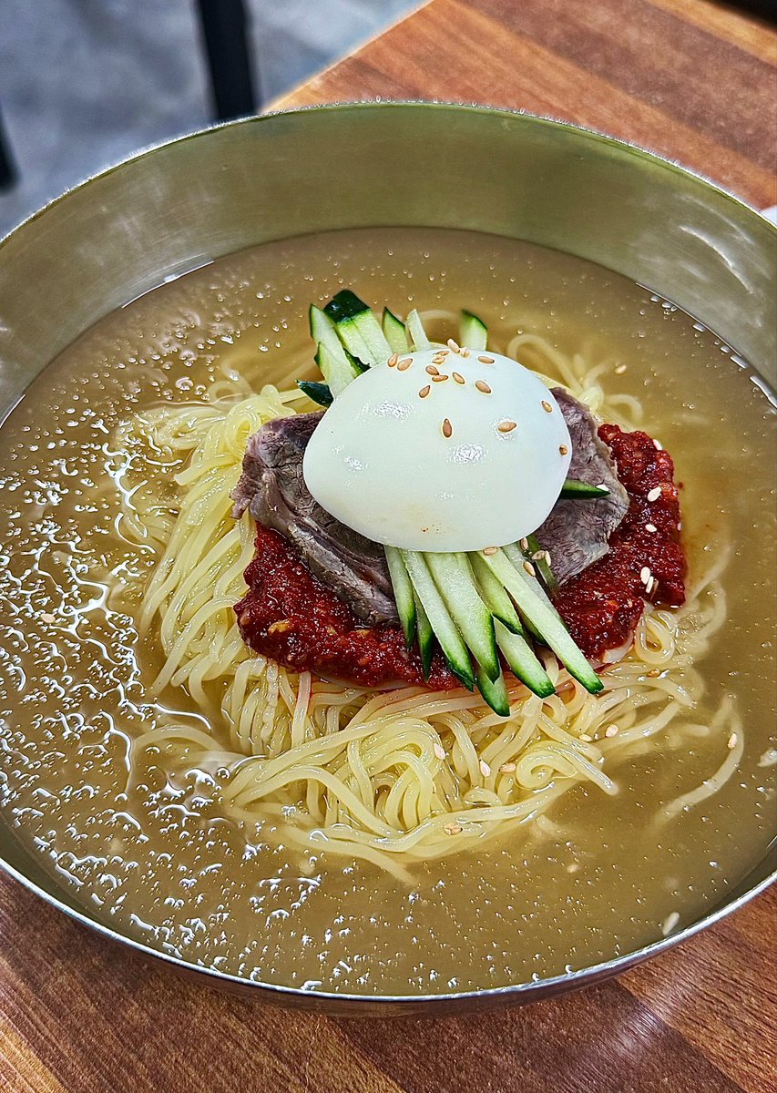 BAEG0PAY00's tweet photo. 살얼음동동 밀면 https://t.co/sjybuh9QsZ