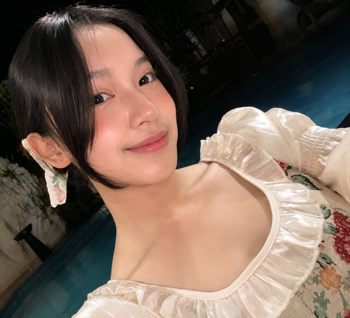 RevaDiMaria's tweet photo. Intan

🩴Reparasi High Definition (HD) https://t.co/W3cp2ayVl1