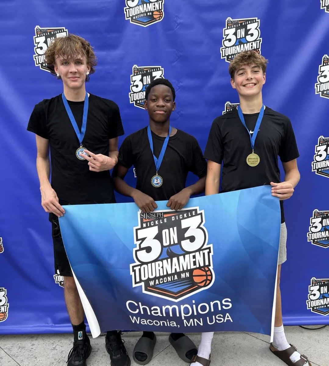 NickleDickleBB's tweet photo. Just registered: Dangerous squad  in HS varsity bracket!   Vargas is a top 5 small forward in Minnesota per @NorthstarHoops.  Malachi and Grover can play too.  They navigated through a 10-team Nickle Dickle bracket in 2024. 

🏀 @FeahnMalachi 
🏀Jax Grover 
🏀@JacksonVargas_3 https://t.co/SFY8vG1JRY