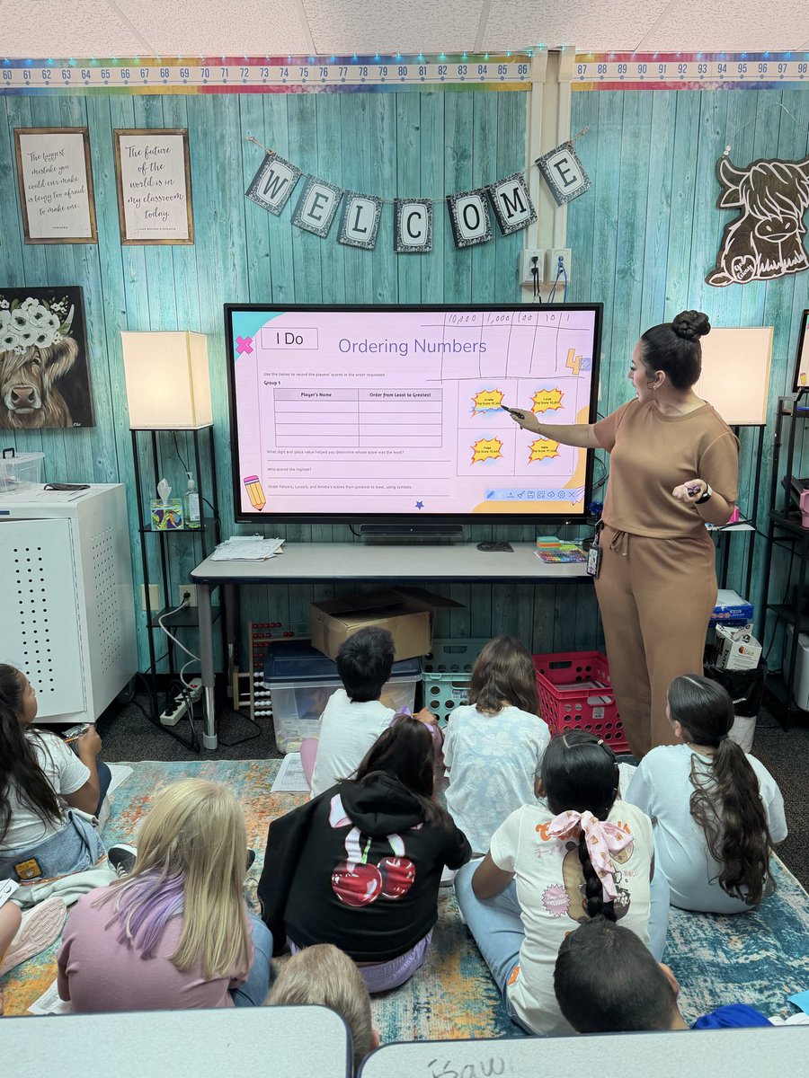 Alaina_Boaz's tweet photo. Strong math instruction starts with a clear I Do! This morning at Jones, teachers were using explicit direct instruction to model thinking, make the learning visible, and set students up for success before guided and independent practice. #ExpectExcellence #MidlandISDMath https://t.co/Rs0HUEmhZw