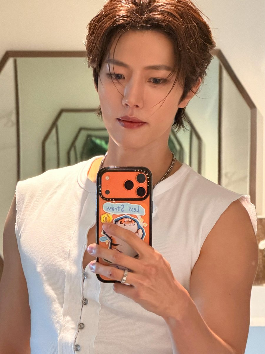 ifntinfo's tweet photo. [SNS] 260831 INFINITE Sungyeol Rednote Update (1/2)

"😘
See you on September 5"

#인피니트 #성열 #이성열 https://t.co/nTVg7n7cmd