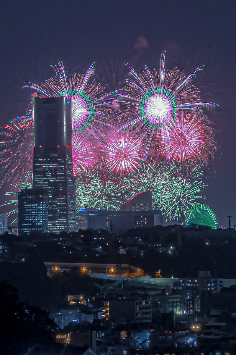 yo_rito2011's tweet photo. みなとみらいスマートフェスティバル

camera📸 : CANON EOS R50
location🗺️ : Yokohama
#みなとみらいスマートフェスティバル 
#minatomiraismartfestival https://t.co/nKfdAsITnS