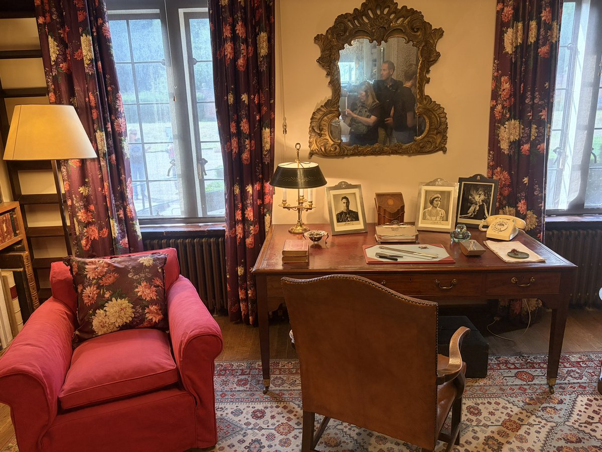 bernarddonoghue's tweet photo. @ChartwellNT is so well managed and presented, great curatorial work and interpretation, and it still retains its intimacy and authenticity as a family home. A really superb visit. Great ice cream too. https://t.co/YIL5e1abnm