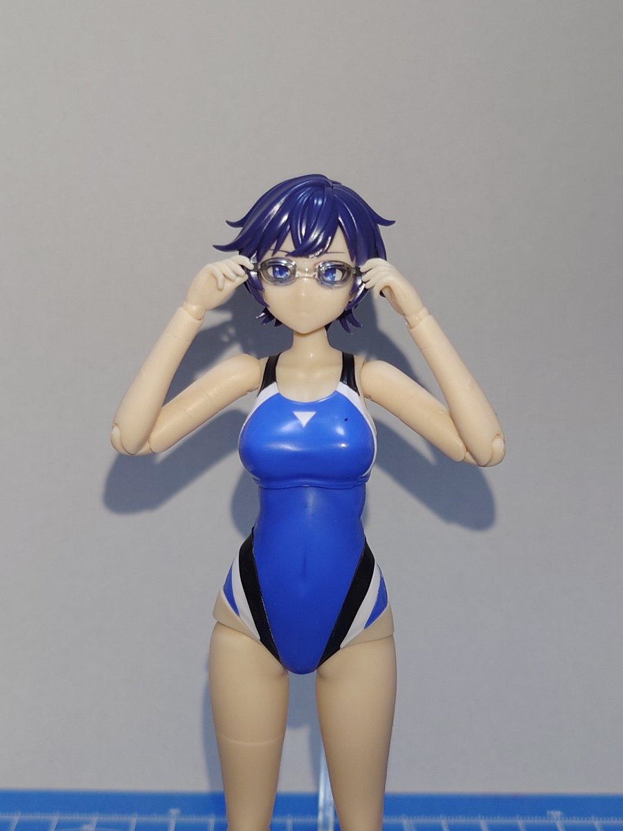 kiyoshimaru01's tweet photo. 夏の終わりの前に…！３

通常版が出たばかりの早乙女瑠衣さんの競泳水着Verをパチ組みです。
競泳水着…元からスポーツ少女という立ち位置でしたので違和感もないですが、割増価格になっても通常版に別ボディとして入れてもよかったのでは？と思わなくも。
#コトブキヤ
#創彩少女庭園
#早乙女瑠衣水着 https://t.co/AVBYXrca6s