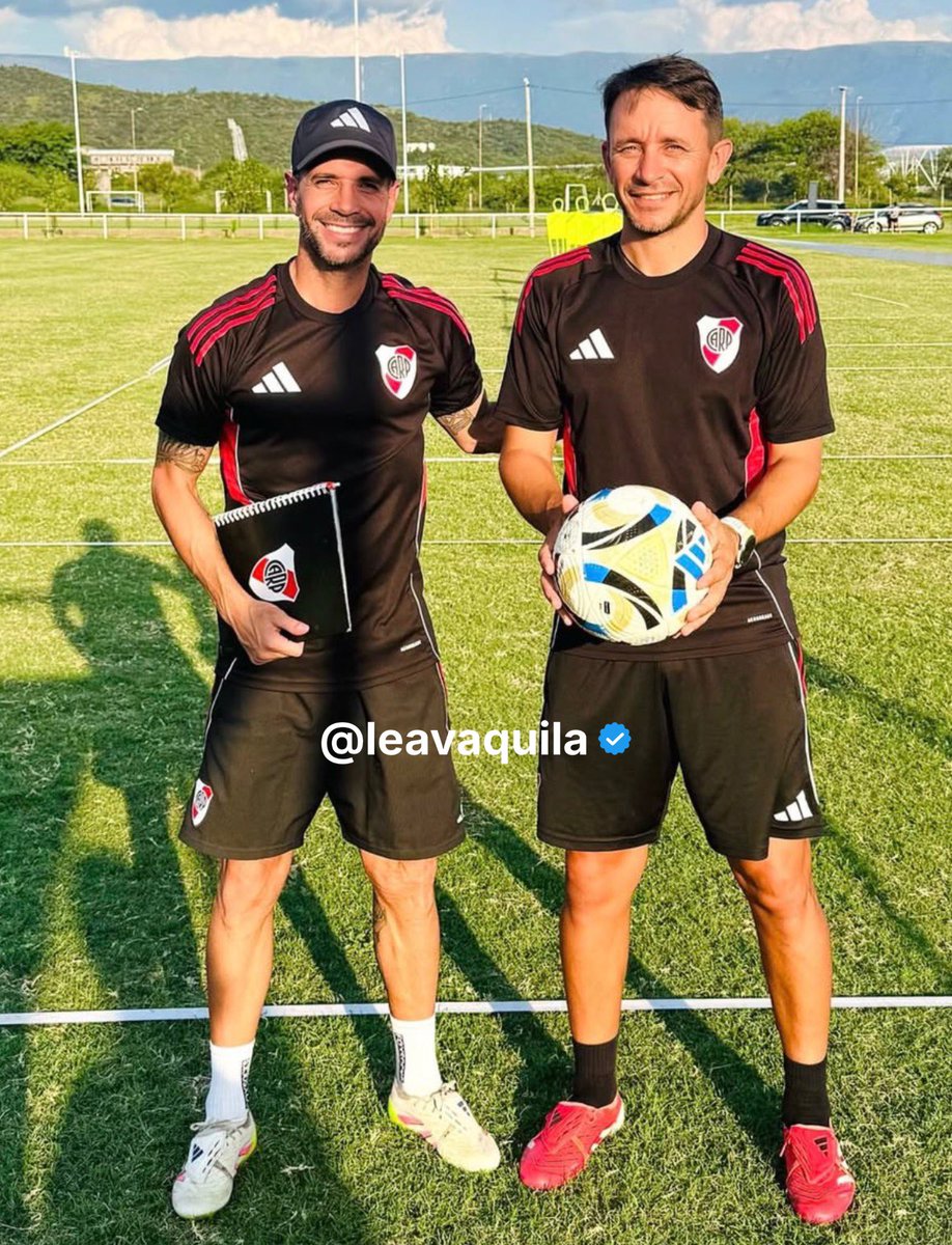 LeaVaquila's tweet photo. ℹ️ CT INTERINO EN RESERVA RIVER

Diego Barrado y Matías Abelairas se harán cargo del equipo este martes cuando jueguen contra Gimnasia en La Plata. 

Info @GustavoYarroch https://t.co/lskXhyKkUm