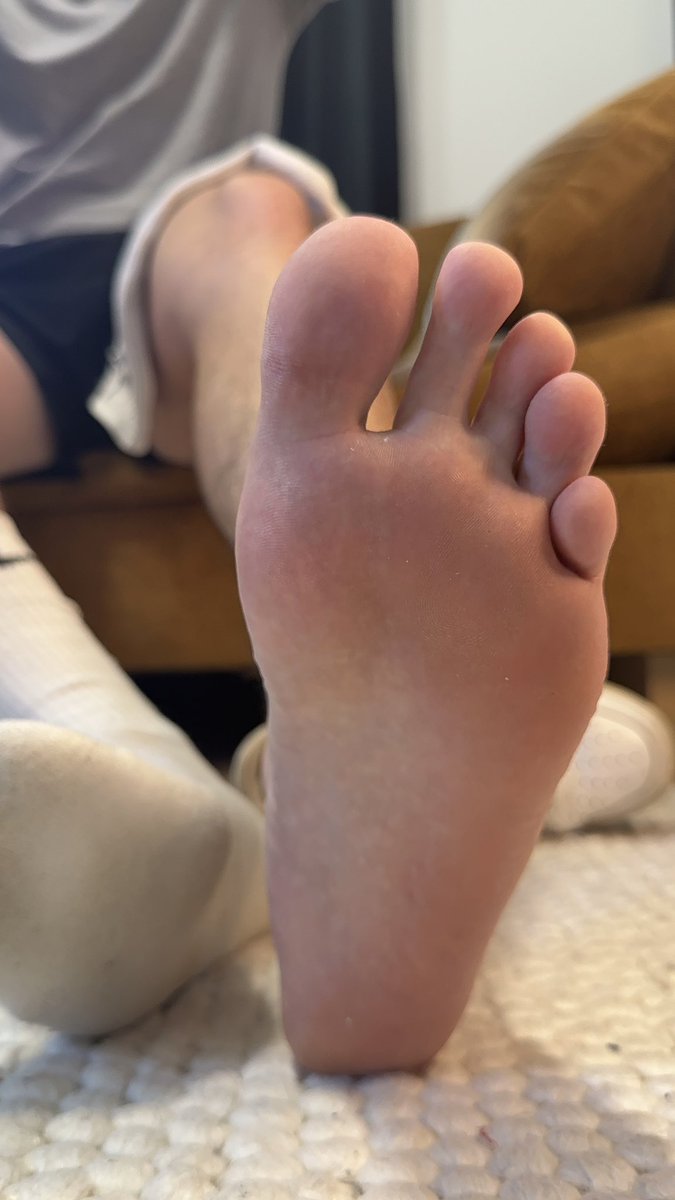 justinpageft's tweet photo. Socks or bare? Be honest. 😏 https://t.co/M2u9mFNzKr