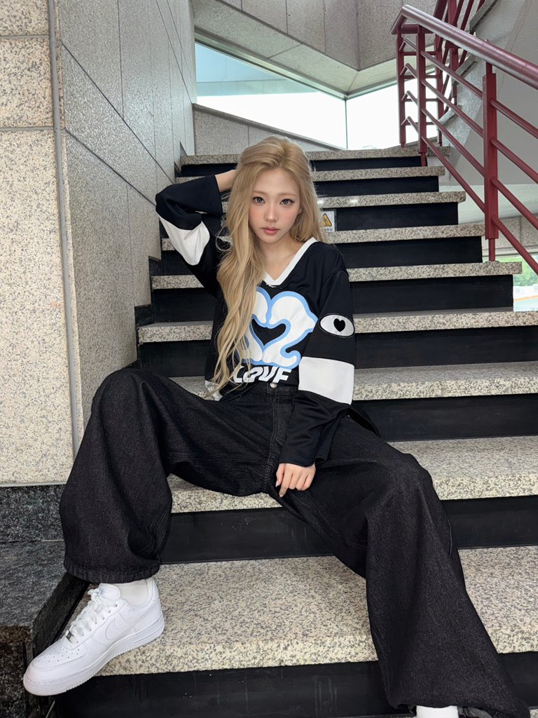 Prorprre7z's tweet photo. 好想入了她 https://t.co/4Wu3X7uSFQ