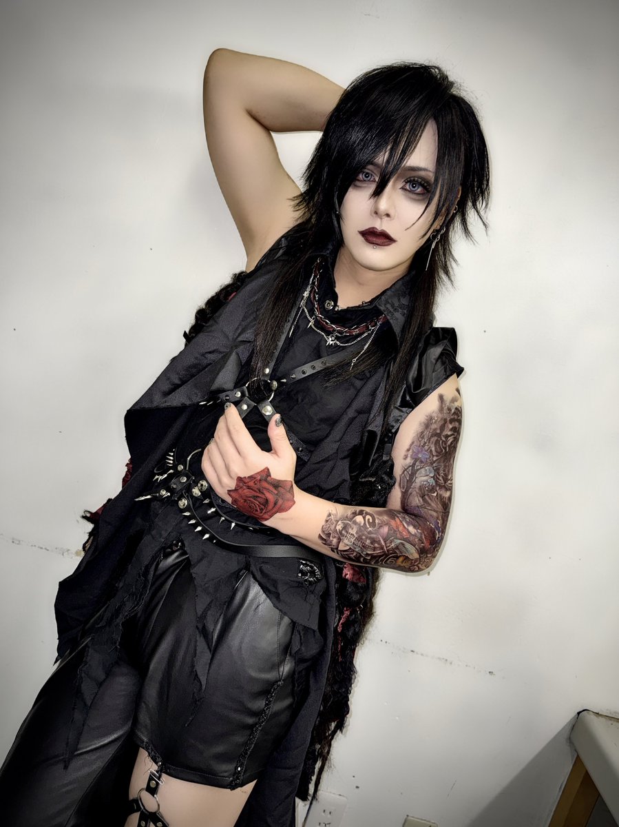 NETH PRIERE CAIN 樹　チェキセット NETH PRIERE CAIN 樹 チェキセット NETH PRIERE CAIN official website