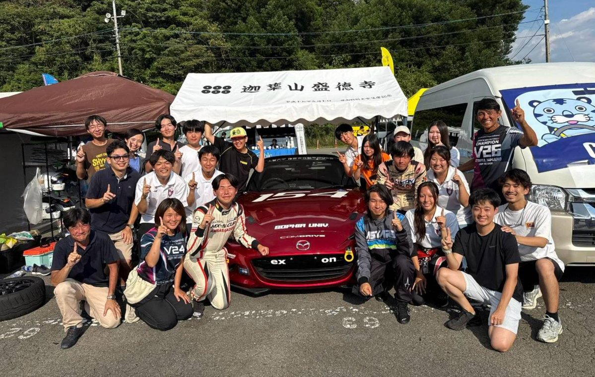 sumc_sophia's tweet photo. 【大会結果報告】
2026年度 全日本学生ジムカーナ選手権大会

男子団体 🏆1位/22校
男子個人 🏆1位・2位・12位

女子団体 🏆1位/4校
女子個人 🏆1位・4位

悲願だった全日G優勝を、男女団体・個人完全制覇という形で達成することができました。感無量です😭
ありがとうございました！！
#全日G2026 https://t.co/0CHZAxQXQe
