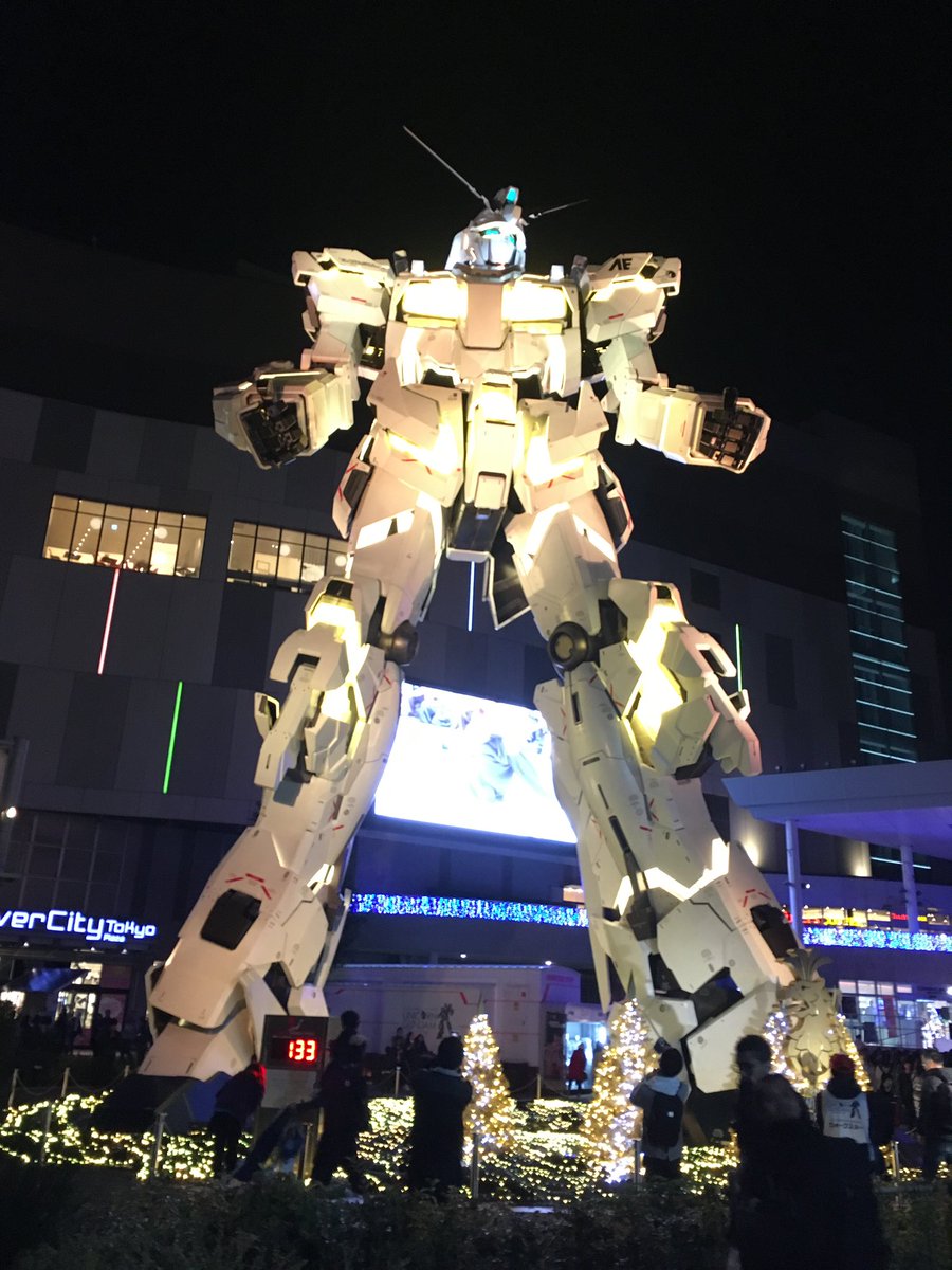 22Lapin22's tweet photo. 今日で最後のお台場の #ユニコーンガンダム これは6～7年前に撮ったユニコーン。今までありがとう😭✨ 今年の夏に #ガンダムUC のepisode1～7まで見返したのでより感慨深い気持ちに。可能性の獣。バナージの声で始まり、終わるのも美しいね🦄🥹 https://t.co/qxWuHUKq7I