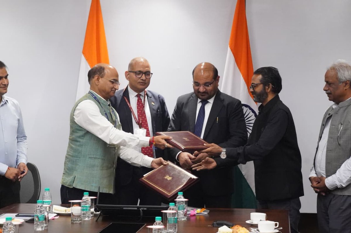 icarindia's tweet photo. ICAR signs MoU with MDI, Gurugram to strengthen capacity building for Scientific, Administrative &amp; Finance Officers, advancing skilled, capable &amp; future-ready human capital for Viksit Bharat@2047
#ICAR @ChouhanShivraj @PIB_India @AgriGoI https://t.co/8S66XCJxzZ