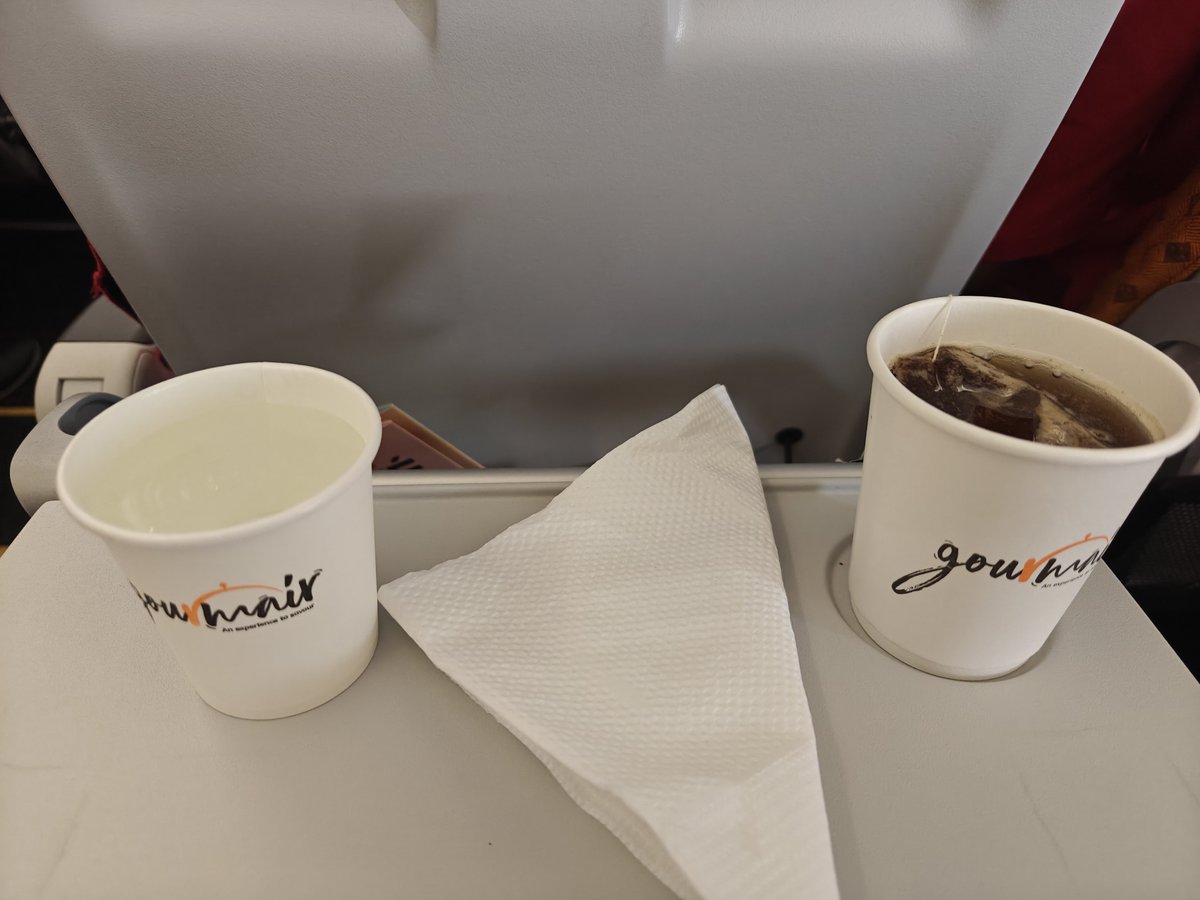 JhaRahul_Bihar's tweet photo. Today I flew Delhi–Patna on Air India Express. Water and black tea—both served by airline in paper cups.

One cup, One standard for passengers from every caste—including SC, ST, OBC & General.

Dear @RahulGandhi , should I now call this “untouchability” too ??

Sometimes a paper cup is just a paper cup—not a caste census or reflection of social discrimination.

@blsanthosh