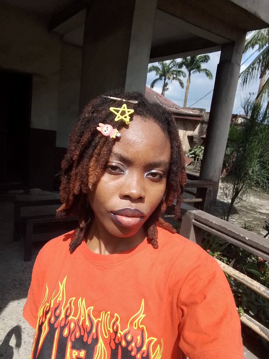TobeKpakpando's tweet photo. Mugging, mugging, Tochi keep mugging https://t.co/2HfeyuqWJ2