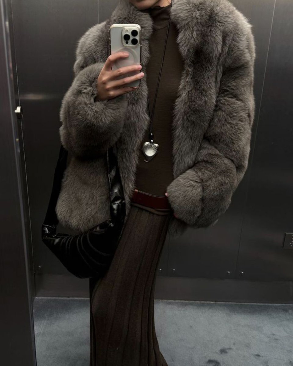 InfurMagazine's tweet photo. The calendar says transition. I say couture.
#infur #infurmagazine #furluxury #furstyle #luxuryfur #richvibes #luxurylifestyle #statementlook #sablecoat  #furjacket #aw26 #fw26 #mobwife #fashionweek #softluxury #softlife #luxurylifestyle #highvalue https://t.co/IKyB34BUYQ
