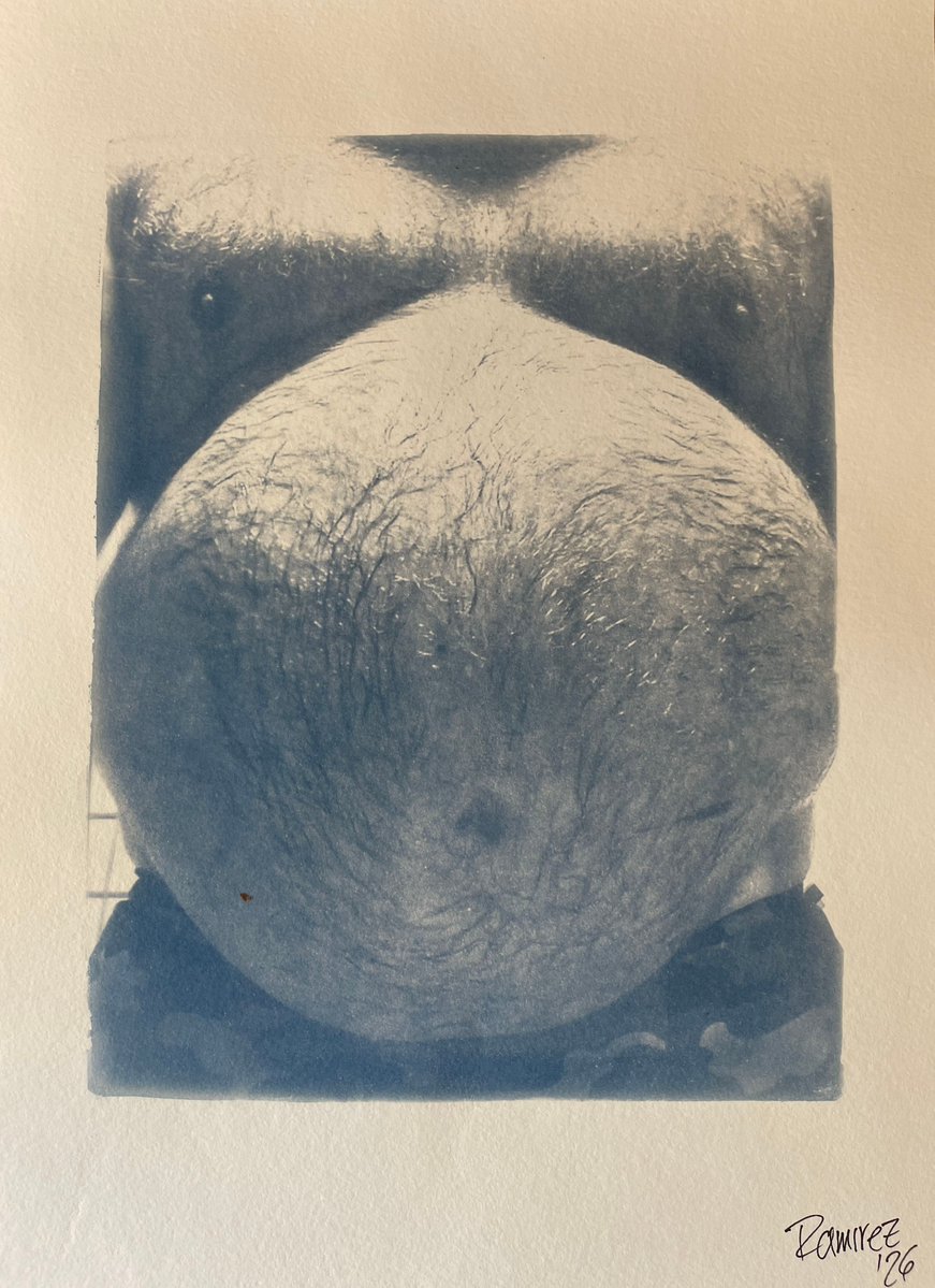QueerBlueprint's tweet photo. Bear Hugs available

#cyanotype #queerart #gaybear #daddy #shirtless #belly https://t.co/HR4dhzL36j