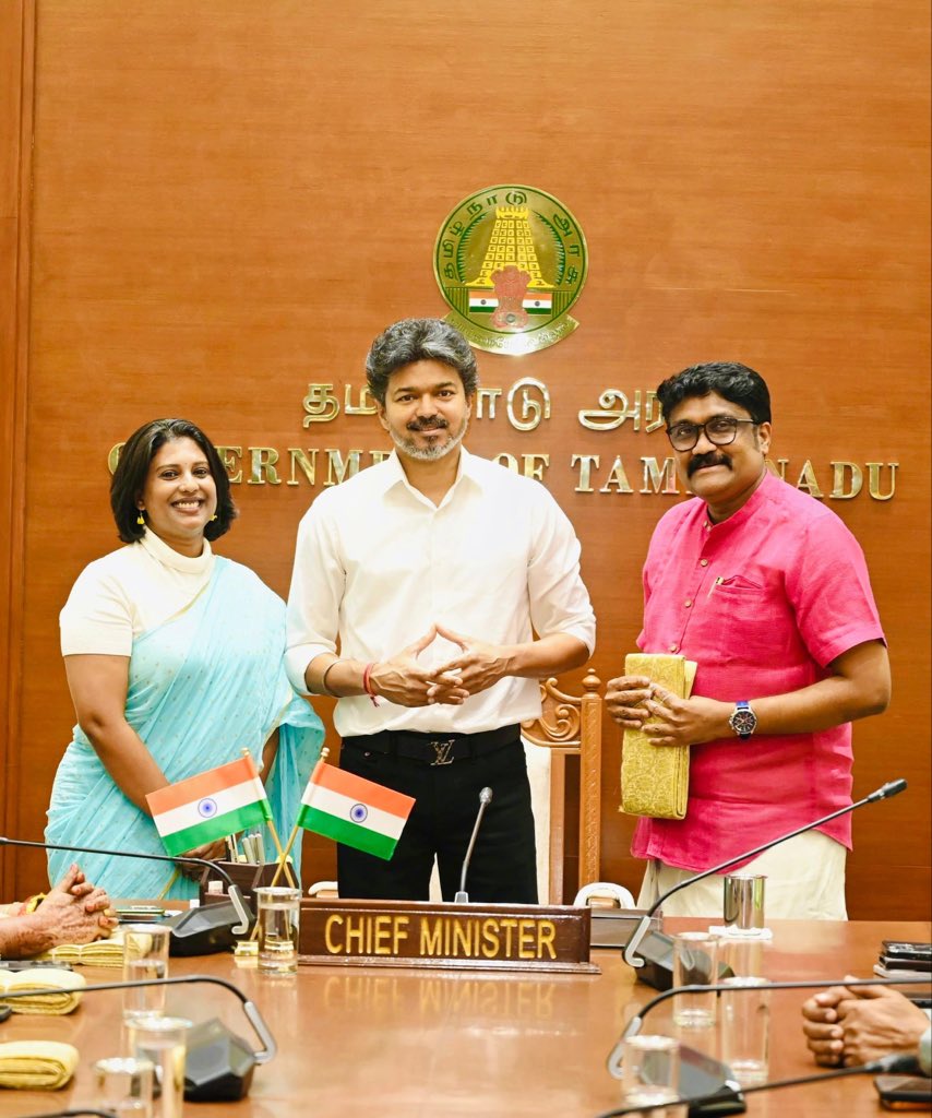 AARahimdyfi's tweet photo. With honourable chief minister of TamilNadu https://t.co/YuCLr4LmTD
