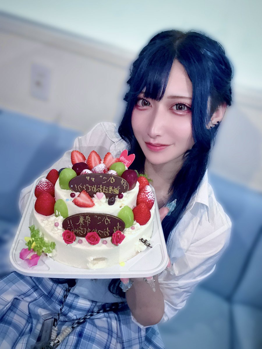 kagononaka___'s tweet photo. 生誕＆卒業

22歳になりました
と 同時に
IMPACT卒業しました

またいつか🫂 https://t.co/mlcetvcLhZ