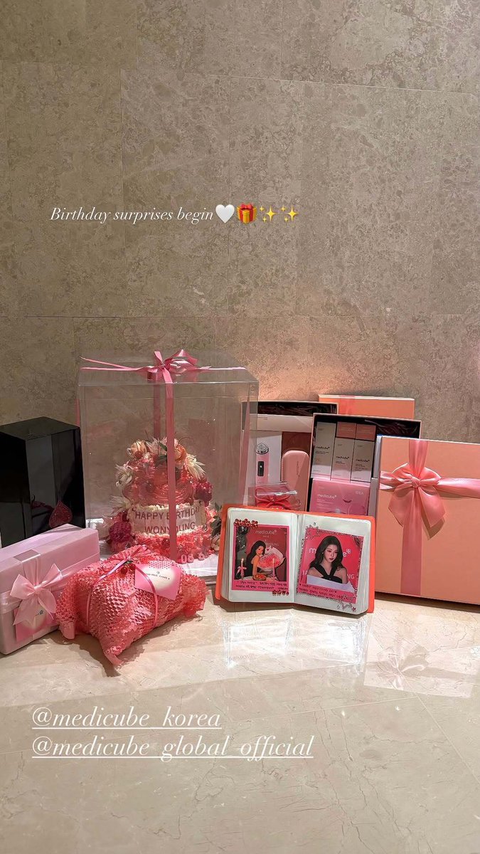 WonyoungGlobal's tweet photo. 📸 [PHOTO] 260831 Jang Wonyoung Instagram story update | Birthday gifts from brands

medicube, bvlgari, kerastase, miumiu, dr. althea, eider, hapa kristin, rolarola, dashing diva, stance, tommy hilfiger, barrie+

STAY LUCKY STAY VICKY
#ForeverWithWonyoung
#장원영_행복으로물든오늘 https://t.co/SGG9Ebx2QJ