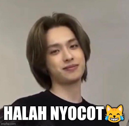 bluesajin's tweet photo. di kepala gw ini lucu https://t.co/2a3rlv46SV