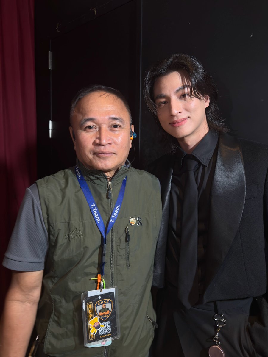 Vitamin_Gulf's tweet photo. ลุงตึ๋งบอกวันนี้เจอขุนช้างที่หล่อที่สุดเท่าที่เคยมีมาเลย 
Ig_manitk693

GULF​ X​ IN​ THE​ NAME​​ OF​ LOVE GALA
@gulfkanawut #GulfKanawut 
#อัศจรรย์วันทองGALA
#อัศจรรย์วันทอง
#InTheNameOfLove https://t.co/gd0edpPqzP