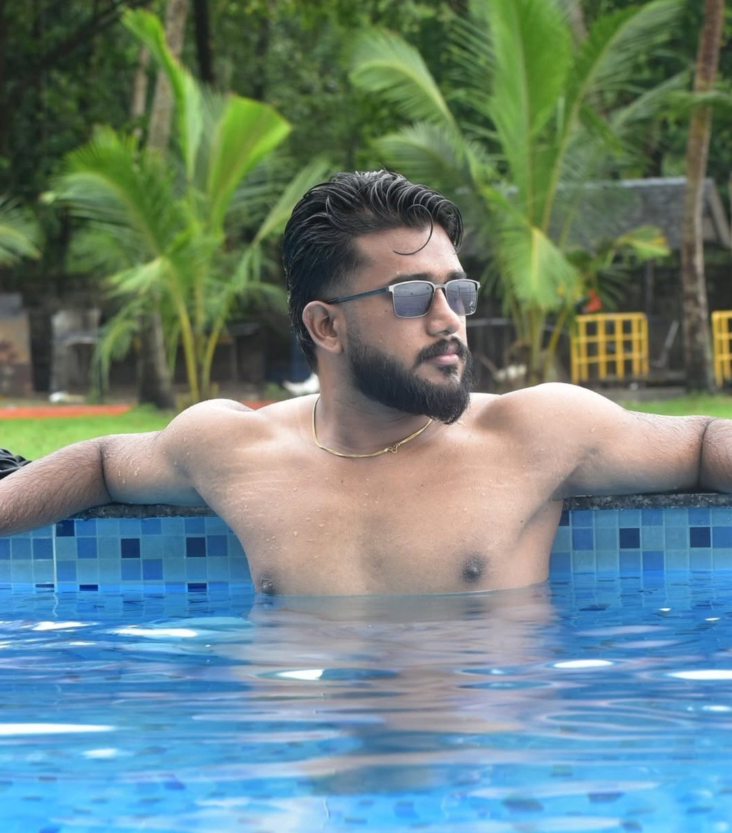 tom_ndjerry_'s tweet photo. Handsome tamil boy ✊🏻😁

#gay #fuck #dick #suck #hot #shaking #nude #fun #lgbtq #top #bottom #vers #bi #straight 

https://t.co/milluSl61m

Enjoy now 😸🔥 https://t.co/qJW7OWyiPX