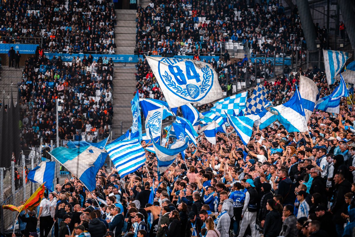 OM_Officiel's tweet photo. Un joyeux anniversaire au 𝗖𝗨𝟴𝟰 et aux 𝗠𝗧𝗣 🎂 https://t.co/1KIpeFbSN8