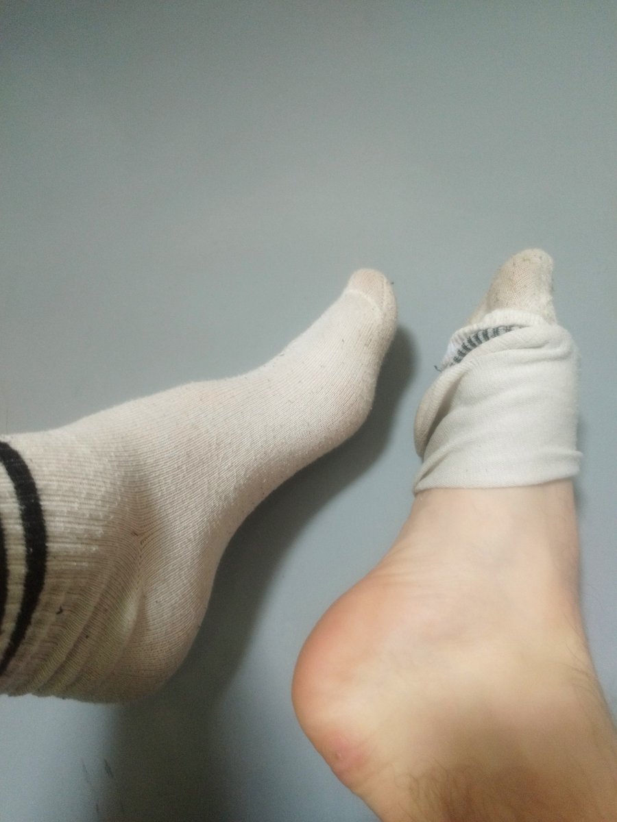 master_max19's tweet photo. Na kolana piesku🖕🏽🐶🙇🏽‍♂️

Stopy findom król skarpetki uległy poddany niewolnik służący pan liż https://t.co/FZsyVoDizk