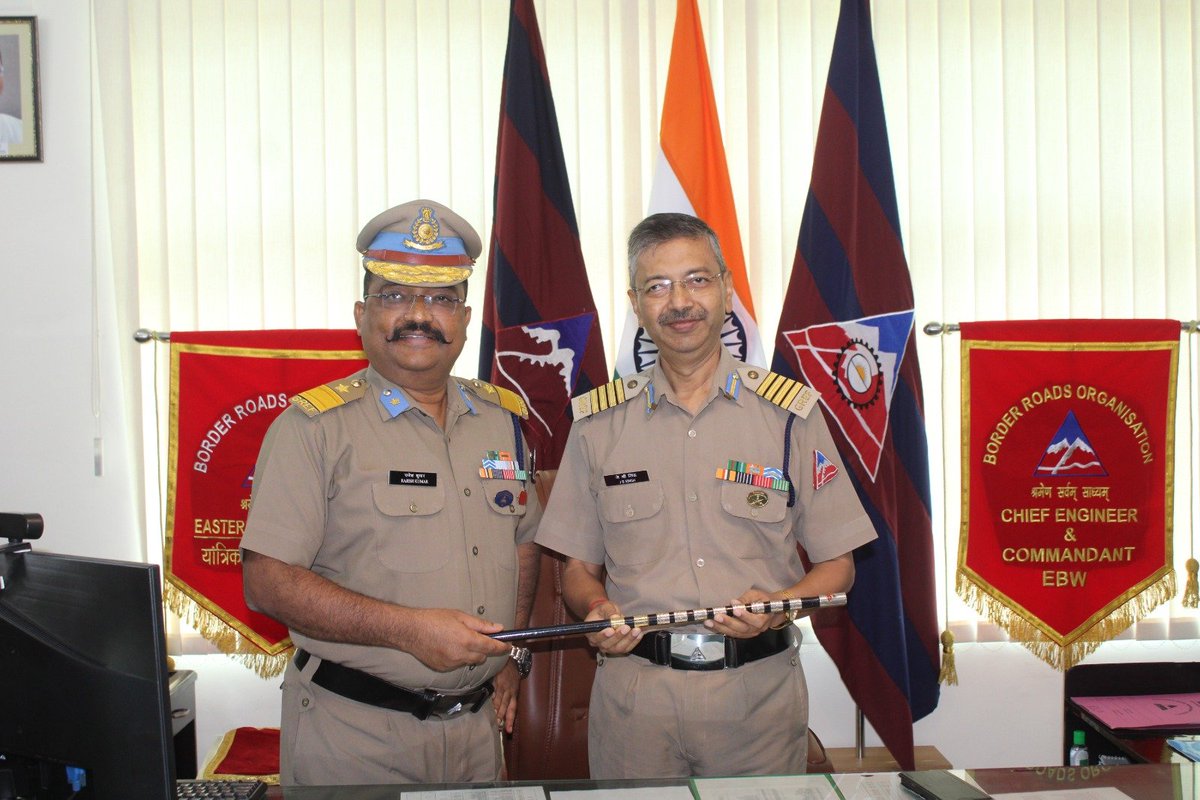 BROindia's tweet photo. #BROIndia #EBW #StrategicConnectivity #NationBuilding

 *Assumption of Command*  Eastern Base Workshop (EBW) 🇮🇳

Shri J B Singh, Chief Engineer, assumed command of EBW, succeeding Shri Rajesh Kumar, Chief Engineer.

Every engine overhauled, vehicle restored and machine repaired at EBW strengthens BRO’s operational capability and keeps the wheels of Nation Building moving.

With skilled manpower, technical excellence and the spirit of Atmanirbhar Bharat, EBW continues to Power Progress, Support the Nation.

“Shramena Sarvam Sadhyam” 

JAI HIND🇮🇳
@rajnathsingh 
@SethSanjayMP 
@SpokespersonMoD
@adgpi
@PIB_India
@ians_india
@ANI