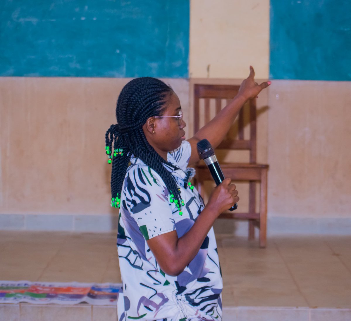 GOHOUEAudrey's tweet photo. ✨ Experte ODD &amp; formatrice pour l’ #APODD (partenaire stratégique de @10000codeurs au #Bénin).
Le 18 juillet 2026, à #Adjarra, j’ai animé l’atelier Développement Durable : des #ODD → des actions concrètes, grâce au numérique.
✅ 102 participants • youth energy https://t.co/bTuFh25gA1