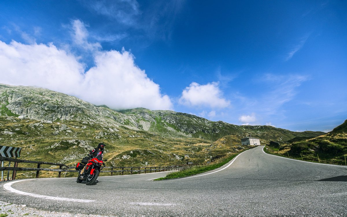 7gomiU's tweet photo. 🇮🇹イタリアバイクツーリング/part11 https://t.co/KQQUktQv8P